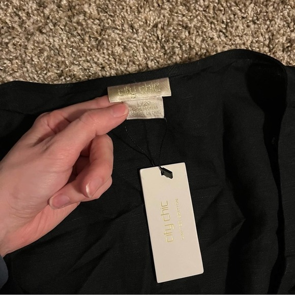 City Chic sweet sleeve faux wrap dress in black - Picture 6 of 10